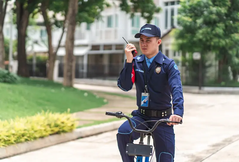 พนักงานรักษาความปลอดภัย
