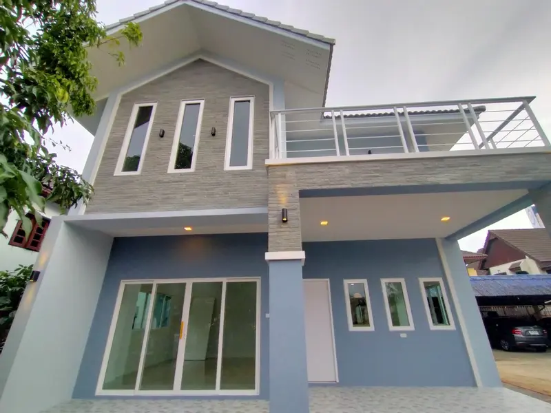 แบบบ้าน Serie-C โมเดิร์นคอนเทมโพรารี่ 2 ชั้น ของปัญญาฤทธิ์โฮม บริษัทรับสร้างบ้านเชียงใหม่แบบครบวงจร