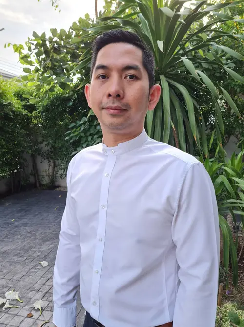 พงษธร โชติเกษมศรี