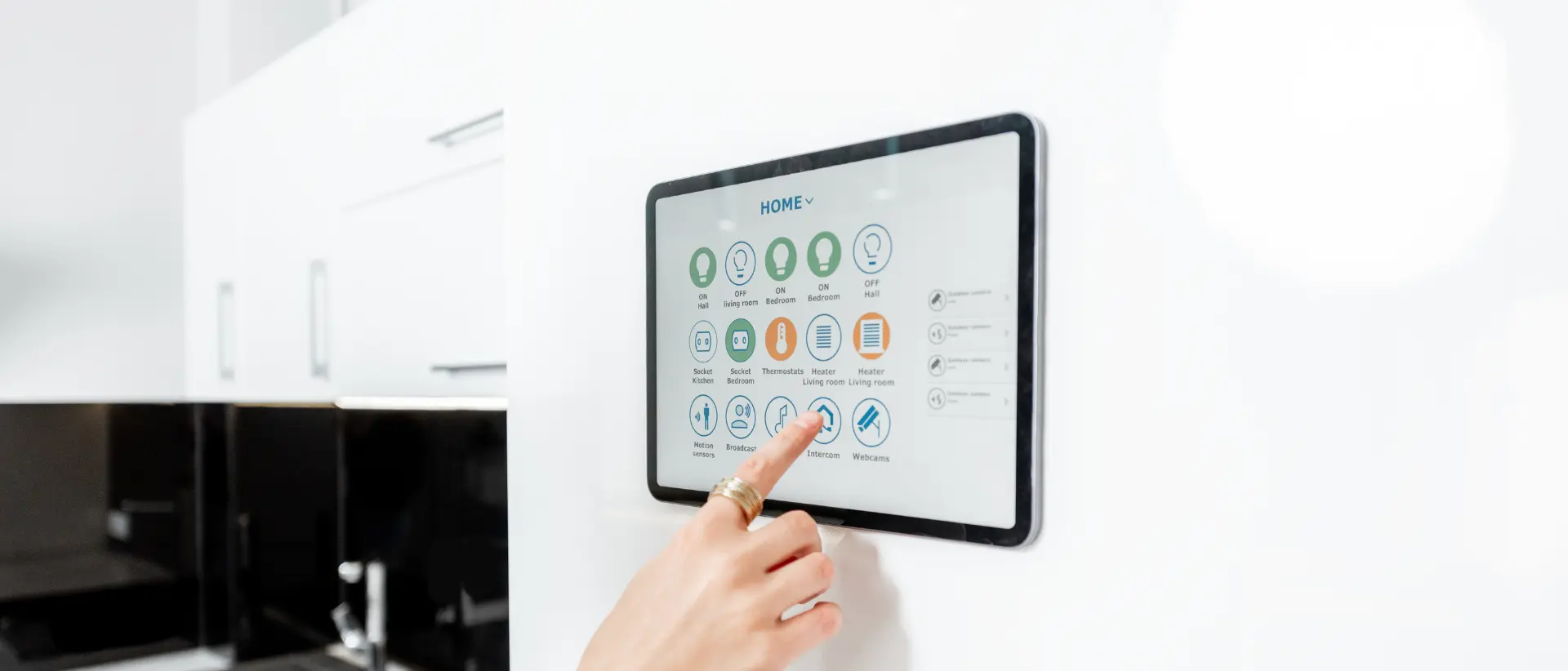 ติดตั้งระบบสมาร์ทโฮม (Smart Home System)