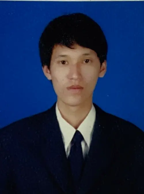 นิชาฏ เอมวัธนา