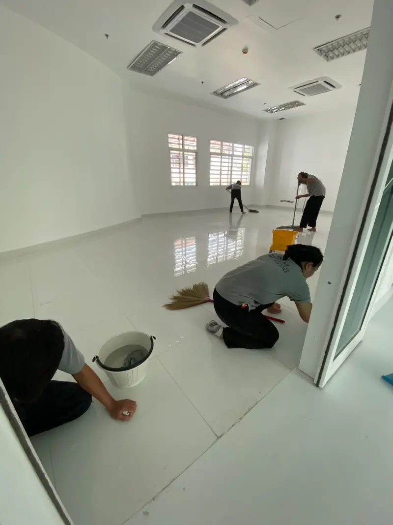 บริษัททำความสะอาดเชียงใหม่รับงานทำความสะอาดอาคารขนาดใหญ่ในมหาวิทยาลัยเชียงใหม่